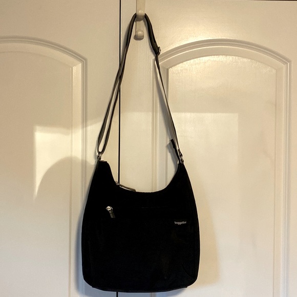 Black Baggallini Crossbody Bag purse